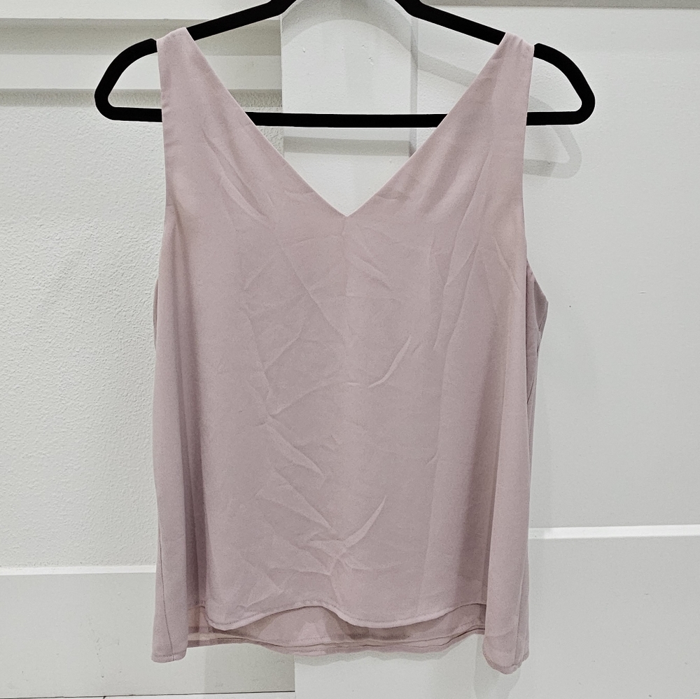 EXPRESS strappy v neck tank top. SIZE SMALL